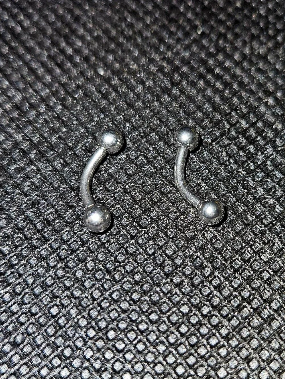 2 Curved Eyebrow Barbell 16 GA - 1.2mm Surgical Steel Length 1/4
